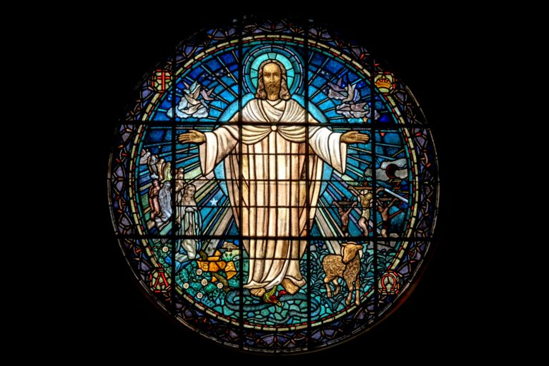 Jésus offrant réconfort et protection à ses disciples avec une aura de lumière divine et de paix spirituelle